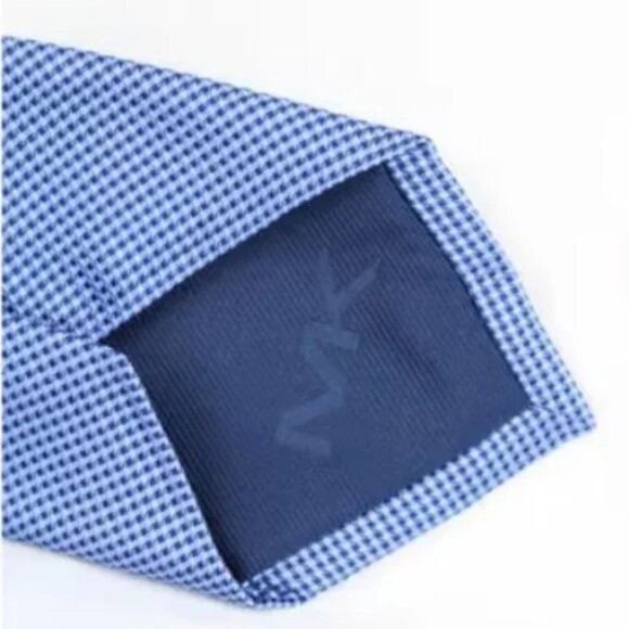 MICHAEL KORS Silk Sorento Solid Neat Tie - Picture 2 of 6